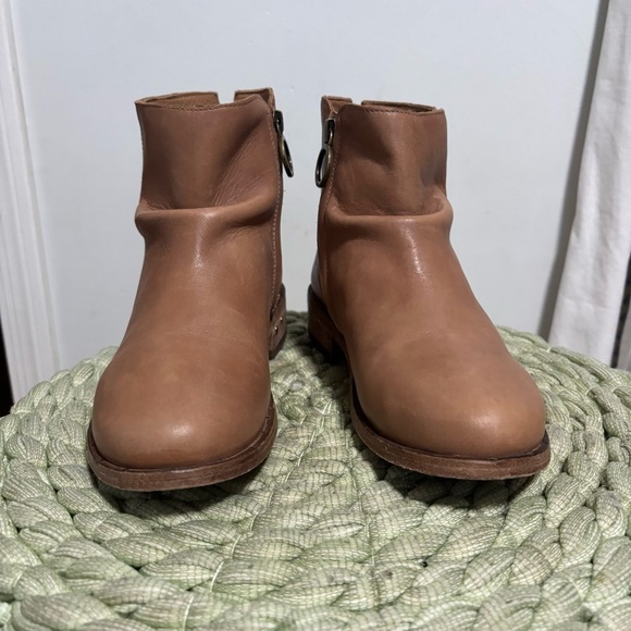 Beek Quail Slouchy Zip Bootie Saddle Brown Leather Round Toe Ankle Boots - Picture 9 of 14